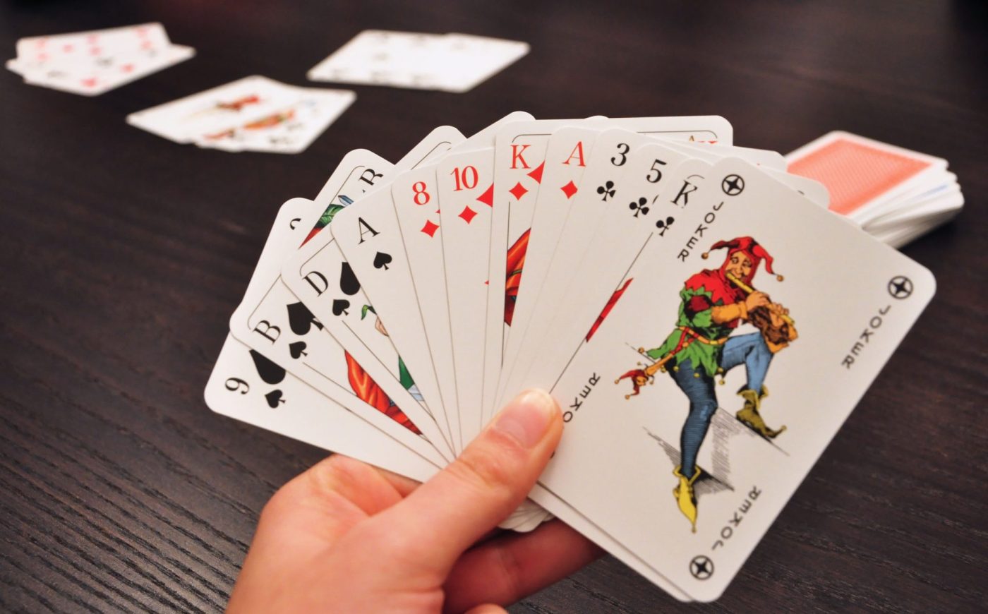 Canasta Regeln mit allen Infos - MeinSpiel.de