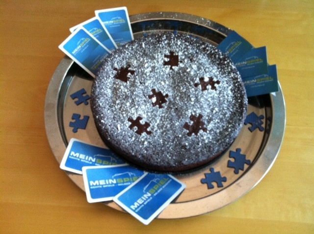 Fertiger MeinSpiel-Schokoladenkuchen