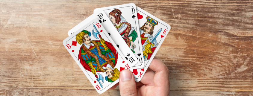 MEINSPIEL Personalisiertes Canasta- & Rommé-Kartenspiel – Mit Eigenen Fotos, 55 Karten, Französisches Blatt MEINSPIEL Personalisiertes Canasta- & Rommé-Kartenspiel – Mit Eigenen Fotos, 55 Karten, Französisches Blatt