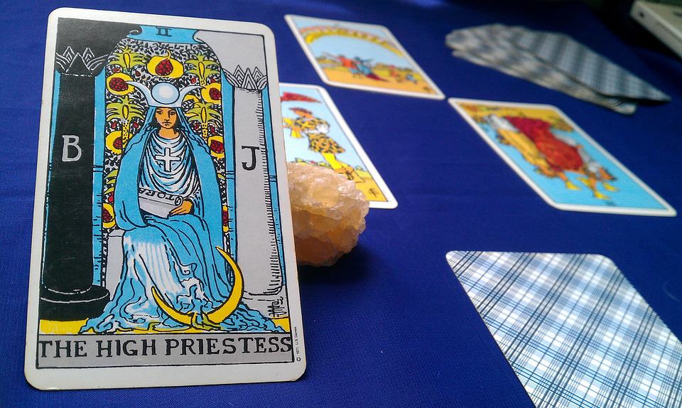 Tarot Hohepriesterin Wahrsagen